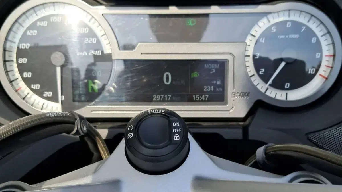 Bmw R 1200 RT (2017 - 18)  (5)