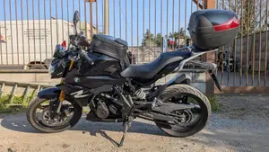 Bmw G 310 R (2021 - 25)  (2)
