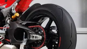 Ducati Panigale V4 S (2025 - 26)  (8)