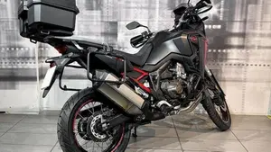 Honda Africa Twin CRF 1100L (2020 - 21)  (8)