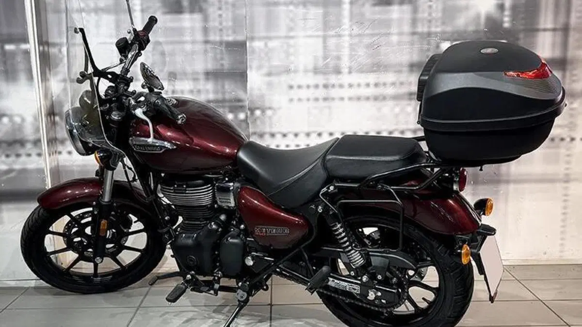 Royal Enfield Meteor 350 (2021 - 26)  (2)