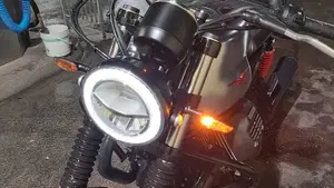 Moto Guzzi V7 III Stone S (2020)  (10)
