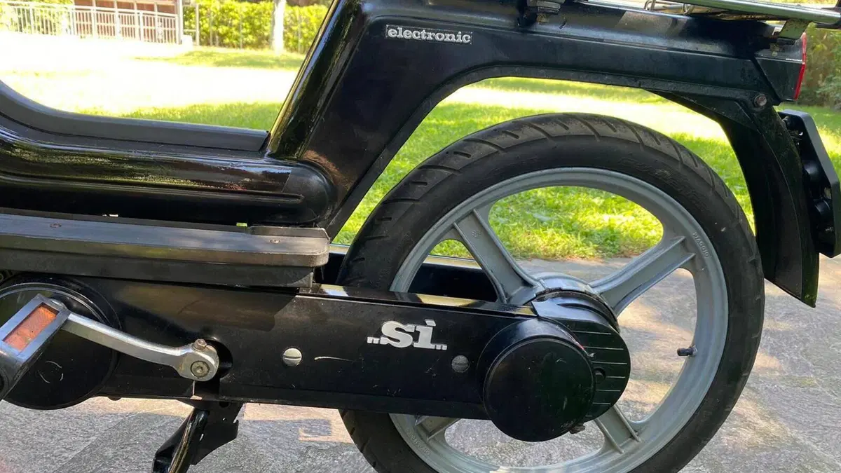 Piaggio   (9)