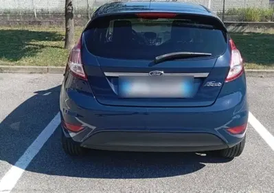 Ford Fiesta 1.5 TDCi 75CV 5 porte Titanium (2)