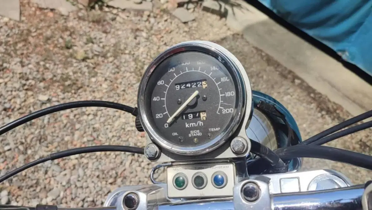 Honda VT 1100 C2 Shadow (1995 - 01)  (10)