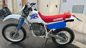 Honda   (2)