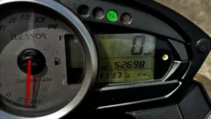 Kawasaki Z 750 (2007 - 14)  (4)