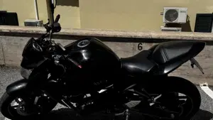 Kawasaki Z 750 (2007 - 14)  (5)
