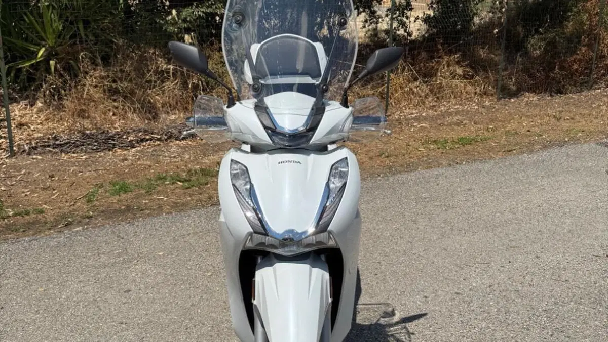 Honda SH 350 (2021 - 24)  (3)