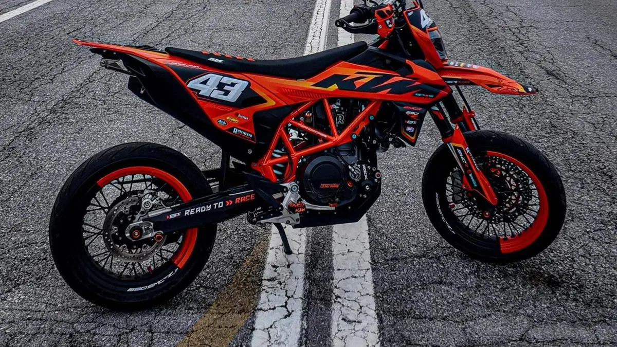 KTM 690 SMC R (2023 - 25) 