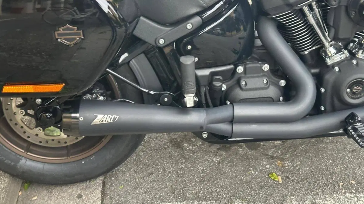 Harley-Davidson Low Rider ST (2022 - 24)  (3)
