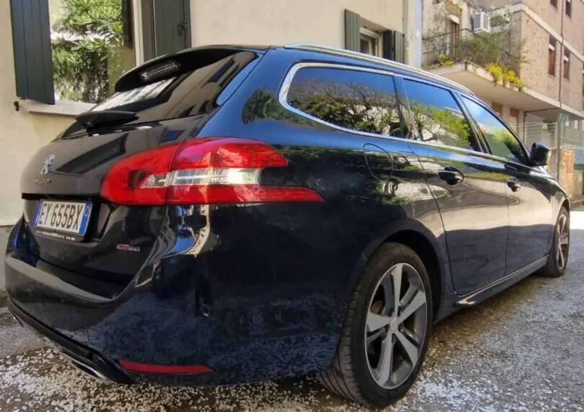 Peugeot 308 SW 1.6 e-HDi 115 CV Stop&Start GT Line (6)