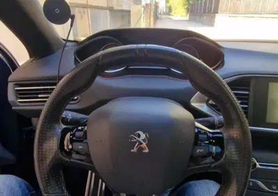 Peugeot 308 SW 1.6 e-HDi 115 CV Stop&Start GT Line (9)