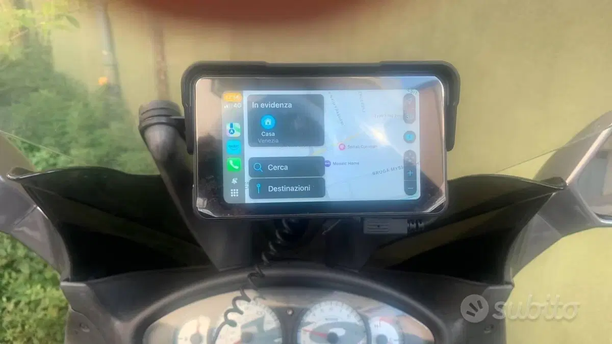 Piaggio X9 250 Evolution  (4)