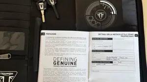 Triumph Scrambler 1200 XE Gold Line Edition (2021 - 22)  (11)