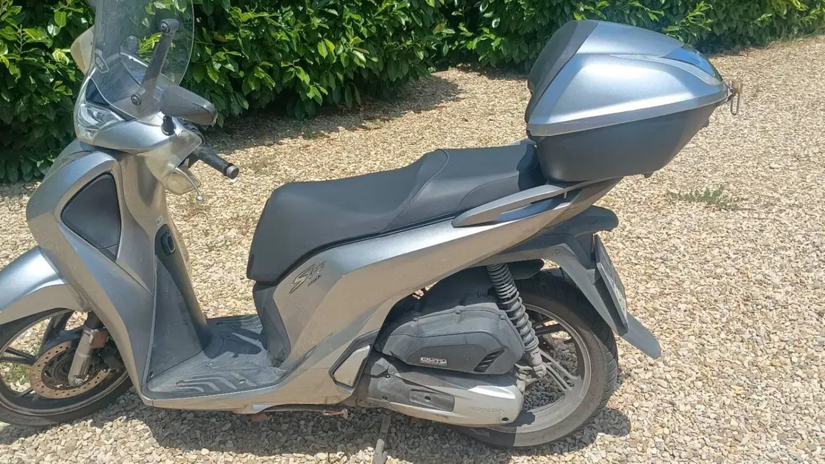 Honda SH 150i (2017 - 19)  (3)