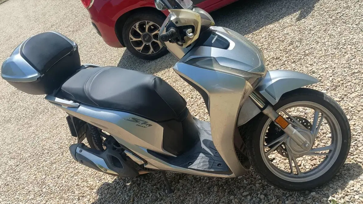 Honda SH 150i (2017 - 19)  (4)