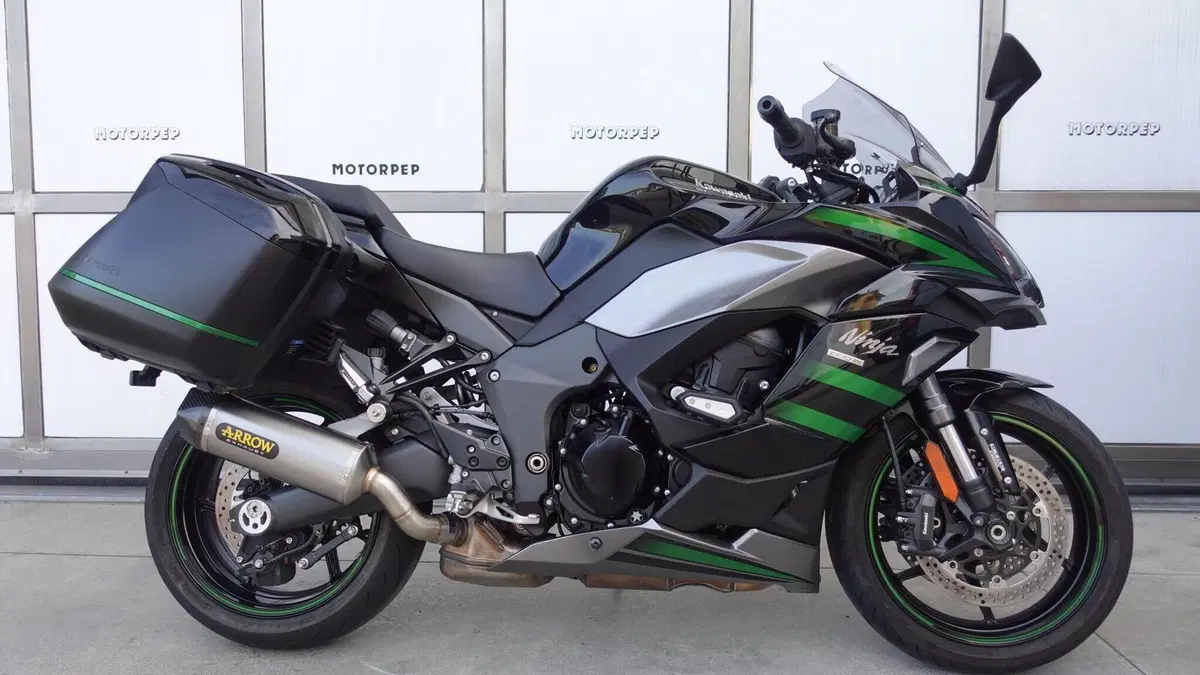 Kawasaki Ninja 1000 SX (2020)  (2)