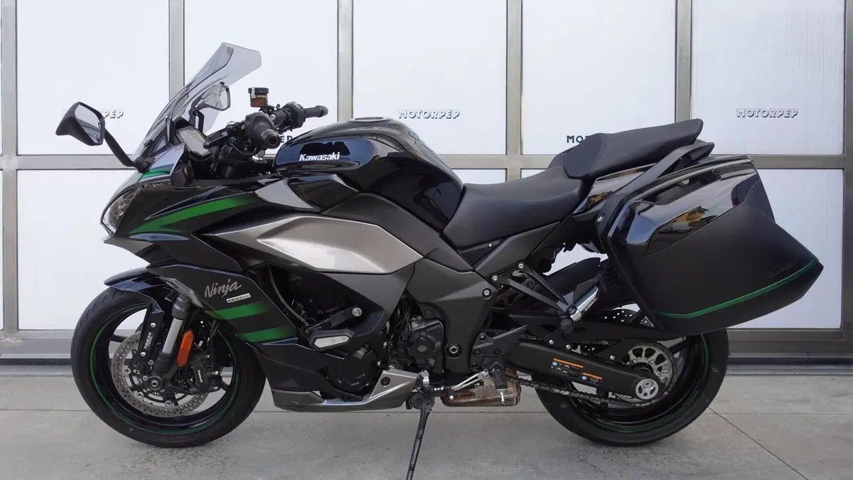 Kawasaki Ninja 1000 SX (2020)  (3)