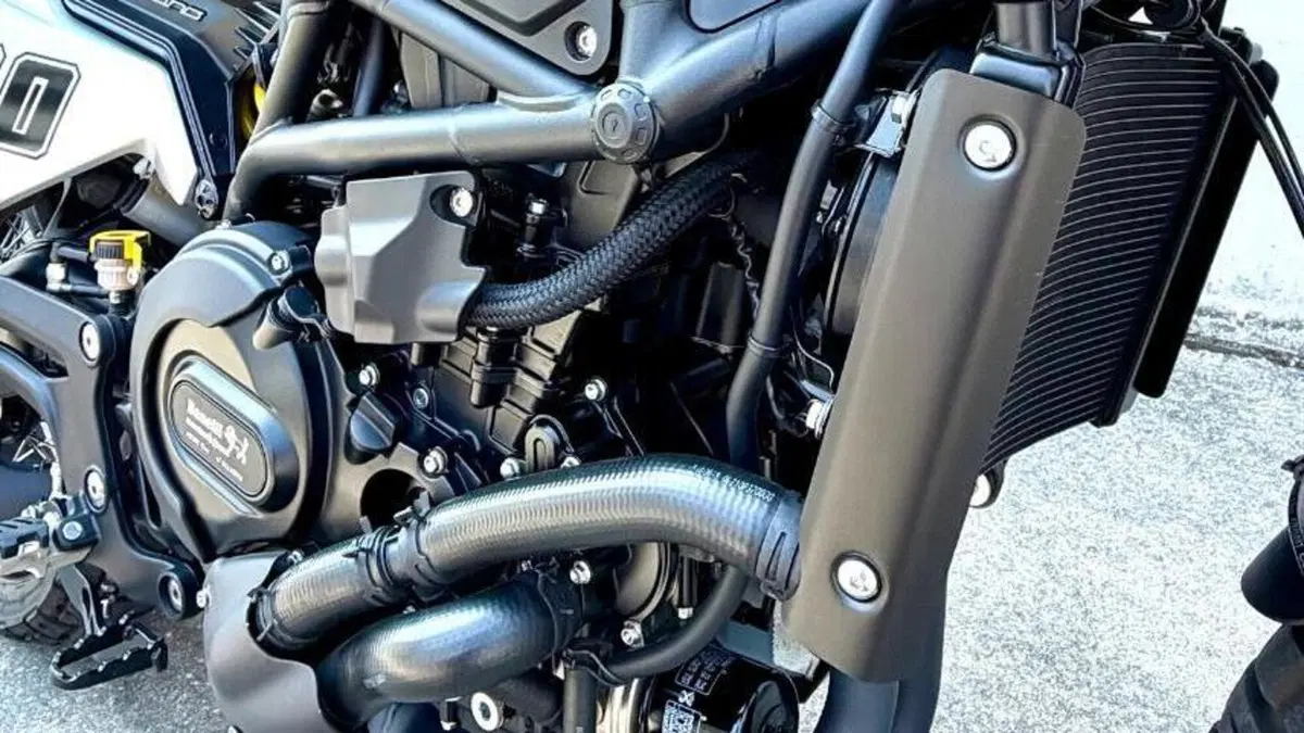Benelli Leoncino 800 Trail (2022 - 26)  (2)