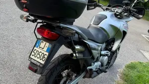 Honda Transalp XL 650V (2005 - 06)  (5)