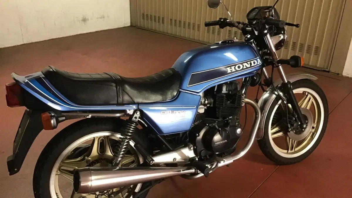 Honda CB 400 N  (3)