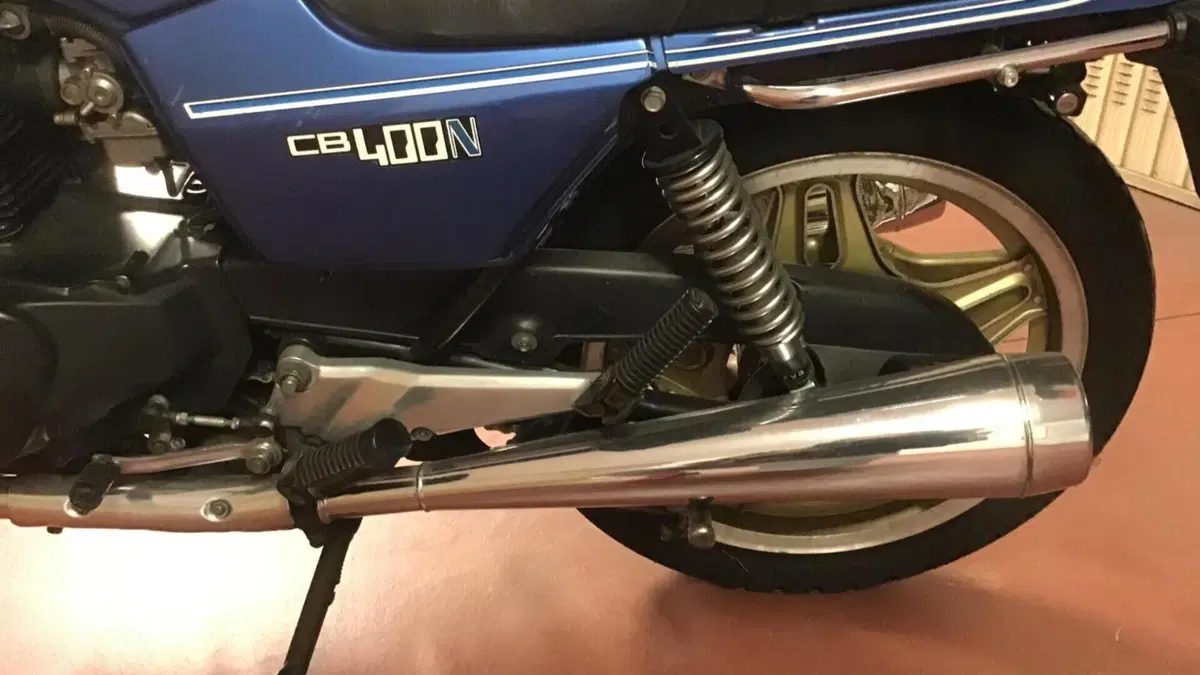 Honda CB 400 N  (6)