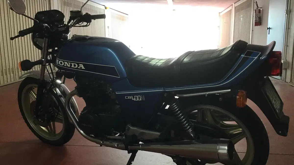 Honda CB 400 N  (8)