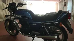 Honda CB 400 N  (8)