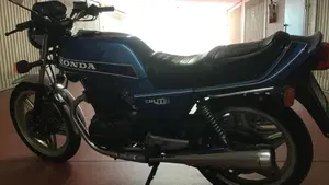 Honda CB 400 N  (9)