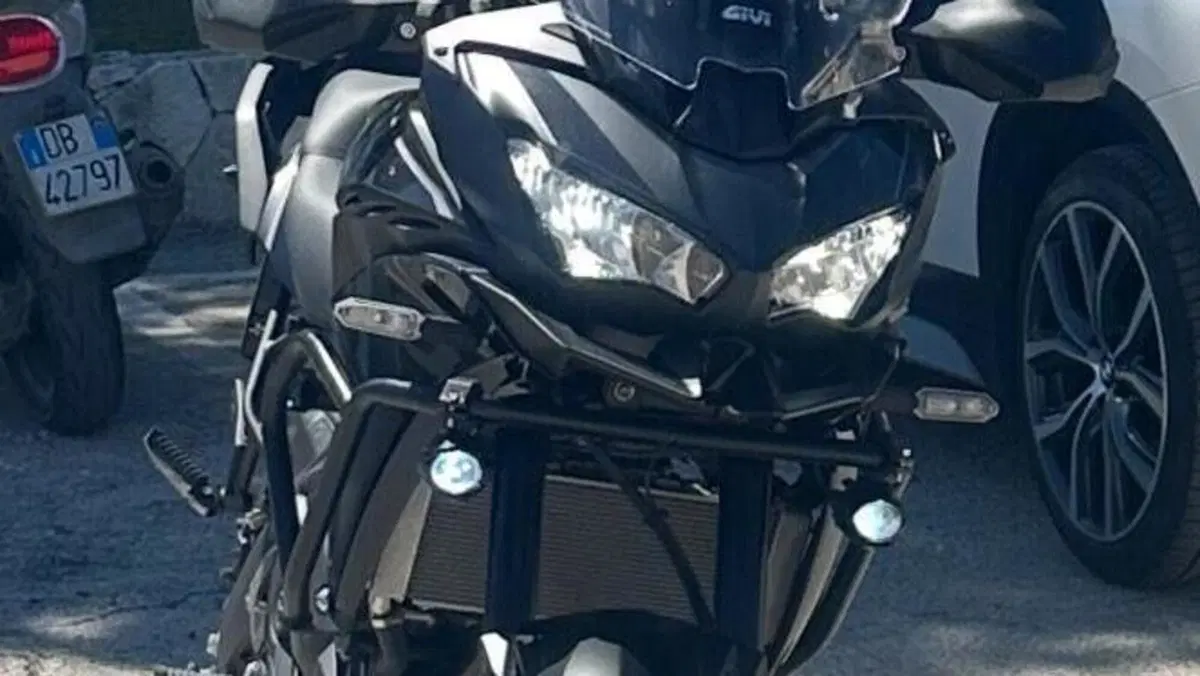 Kawasaki Versys 650 Grand Tourer (2025 - 26)  (3)