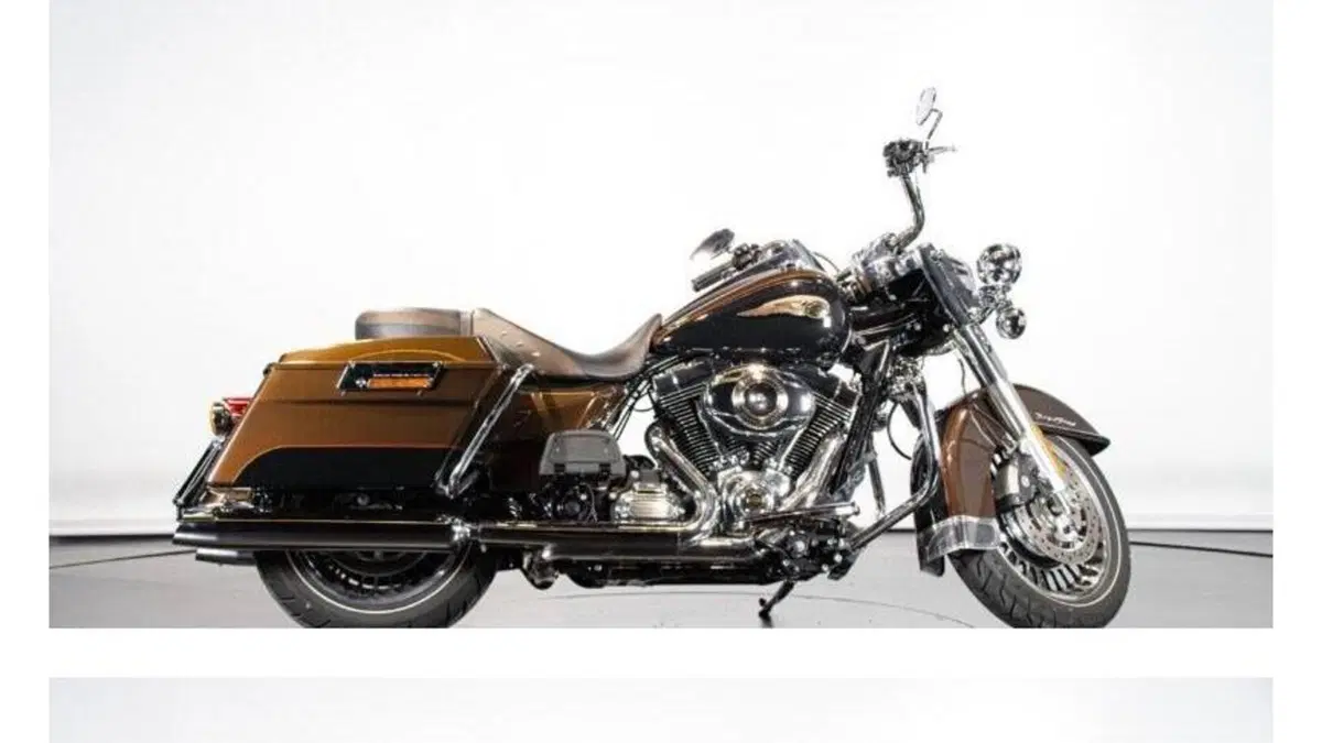 Harley-Davidson 103 Road King Classic (2011 - 13) - FLHRC 