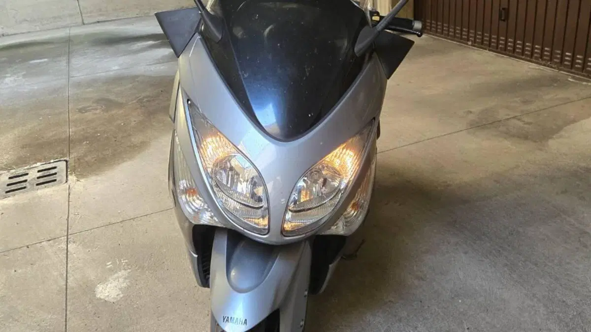 Yamaha T-Max 500 (2008 - 12)  (2)