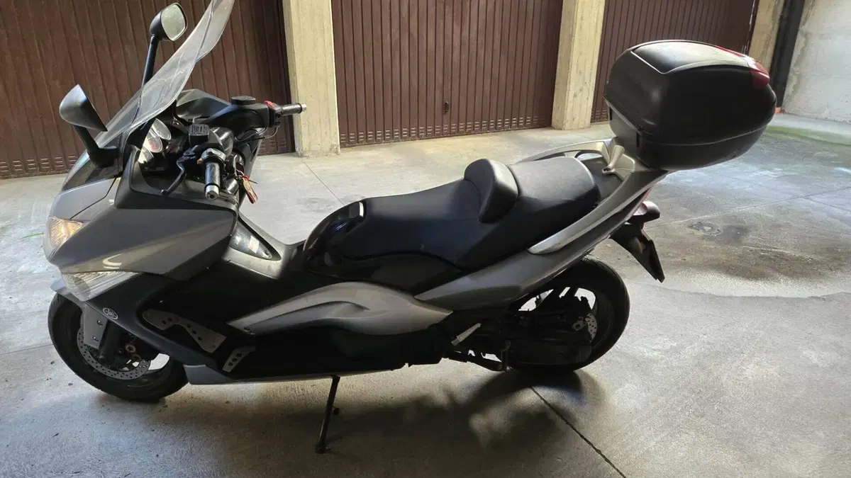 Yamaha T-Max 500 (2008 - 12)  (6)