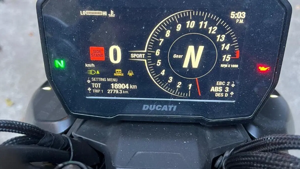 Ducati Streetfighter V4 1100 S (2021 - 22)  (4)