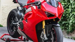 Ducati Panigale V4 S 1100 (2018 - 19)  (4)