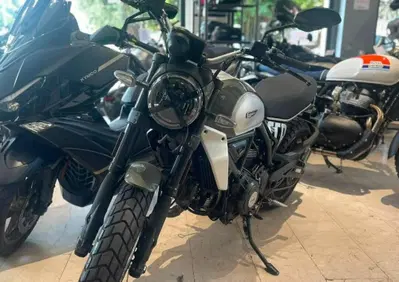 Ducati Scrambler 800 Icon (2023 - 24) - Annuncio 10069485