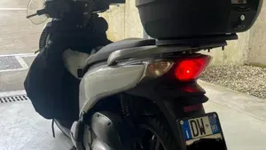 Honda SH 150i (2009 - 12)  (4)