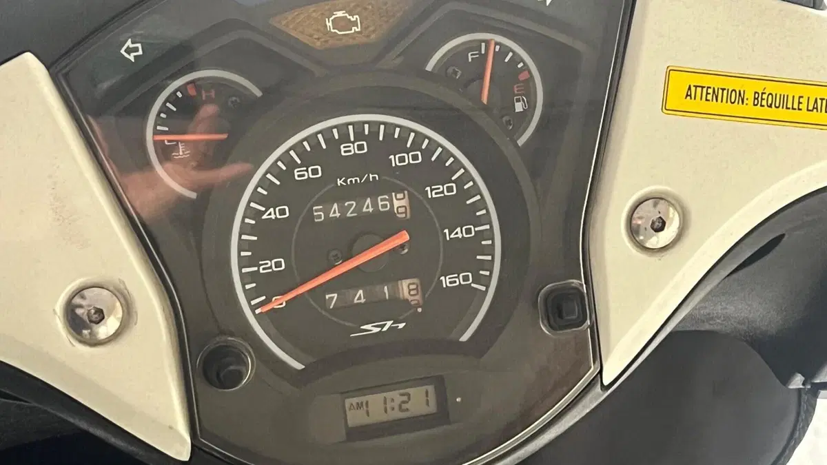 Honda SH 150i (2009 - 12)  (8)