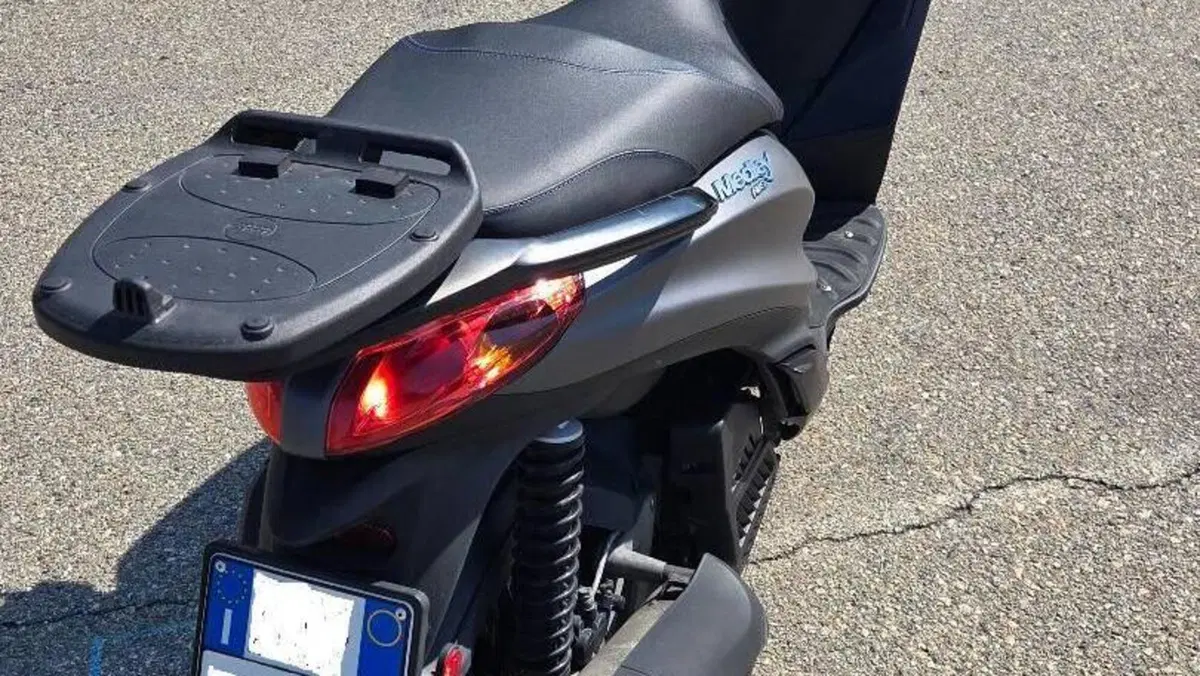 Piaggio Medley 150 S ABS (2016 - 19)  (3)