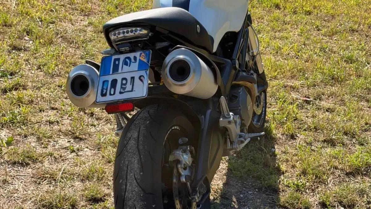 Ducati Monster 696 (2008 - 13)  (2)