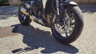 Triumph Street Triple RS (2020 - 22) usata