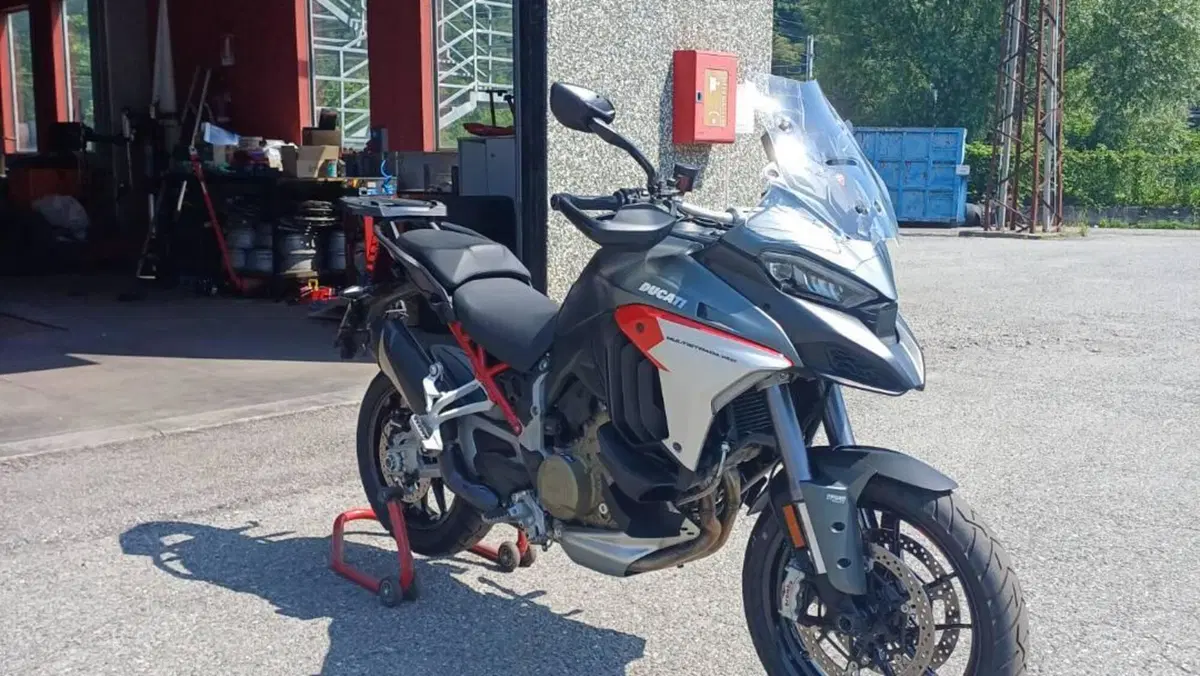 Ducati Multistrada V4 S (2021 - 24)  (2)