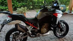Ducati Multistrada V4 S (2021 - 24)  (8)