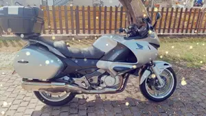 Honda Deauville 700 ABS 