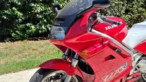 Honda   (2)