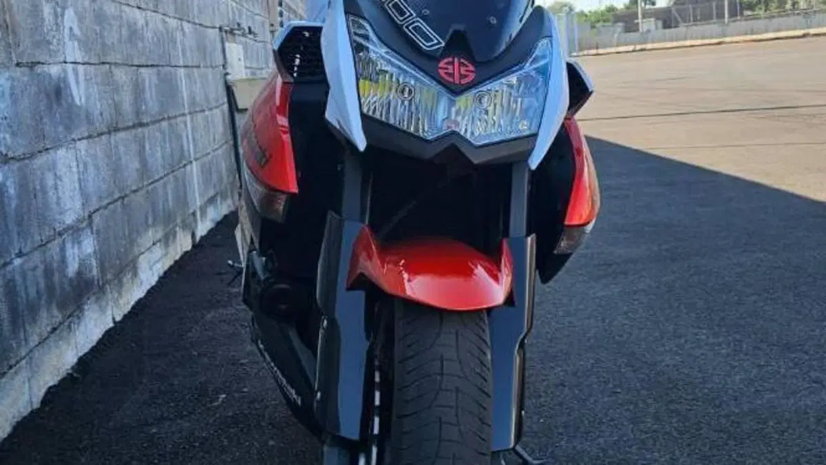 Kawasaki Z 1000 (2010 - 13)  (3)