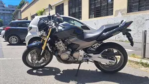 Honda Hornet 600 (2005 - 06)  (5)