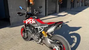 Ducati Hypermotard 950 RVE (2022 - 25)  (4)