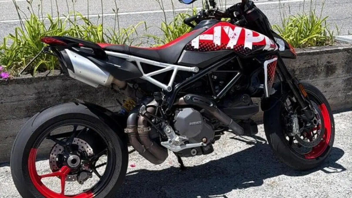 Ducati Hypermotard 950 RVE (2022 - 25)  (7)